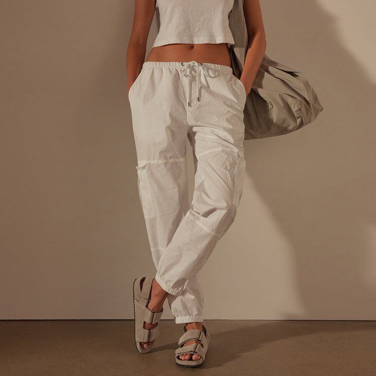 Stretch Poplin Cargo Pant in White | James Perse Los Angeles