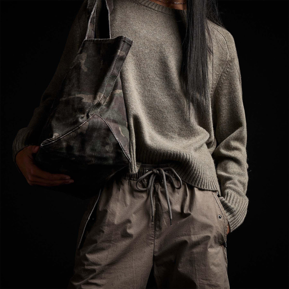 Wide Leg Flight Pant in Ammo Pigment | James Perse Los Angeles 