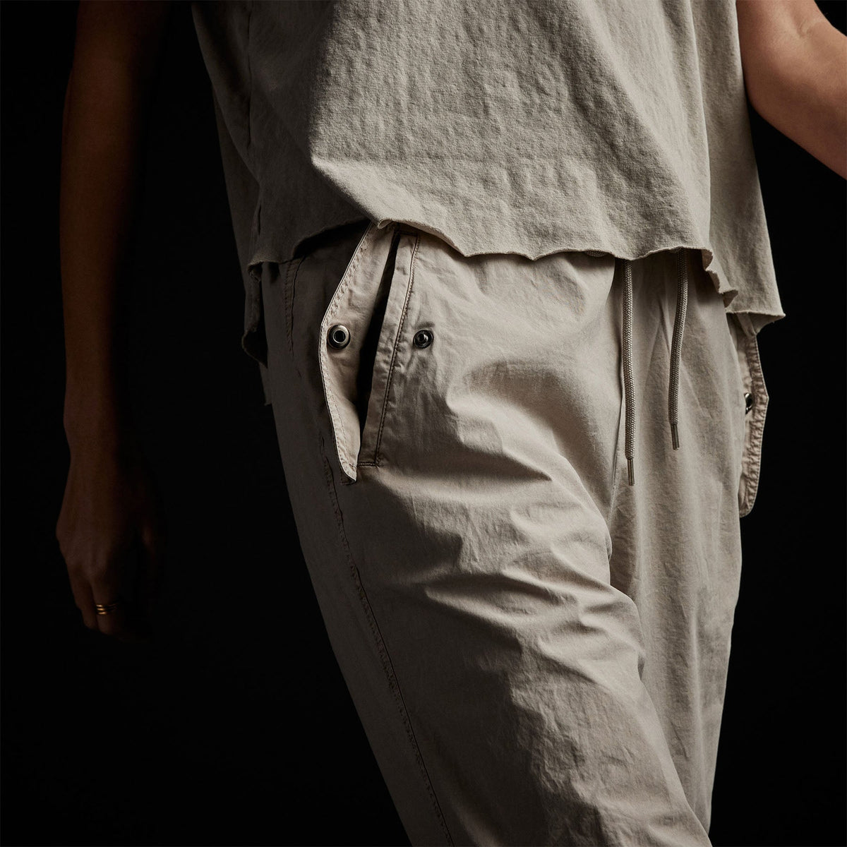Wide Leg Flight Pant in String Pigment | James Perse Los Angeles 