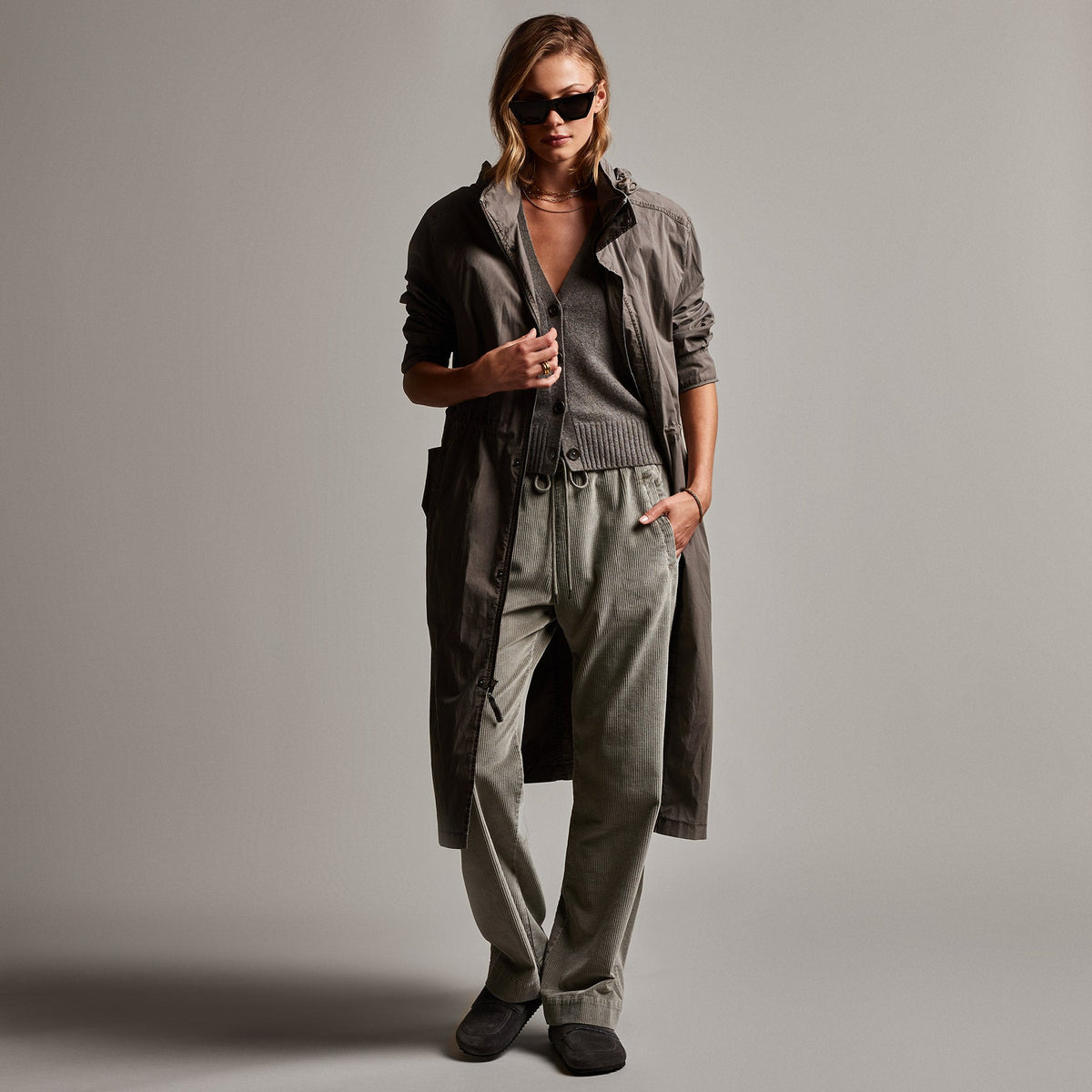 Lightweight Parka Jacket in Burro Pigment | James Perse Los Angeles