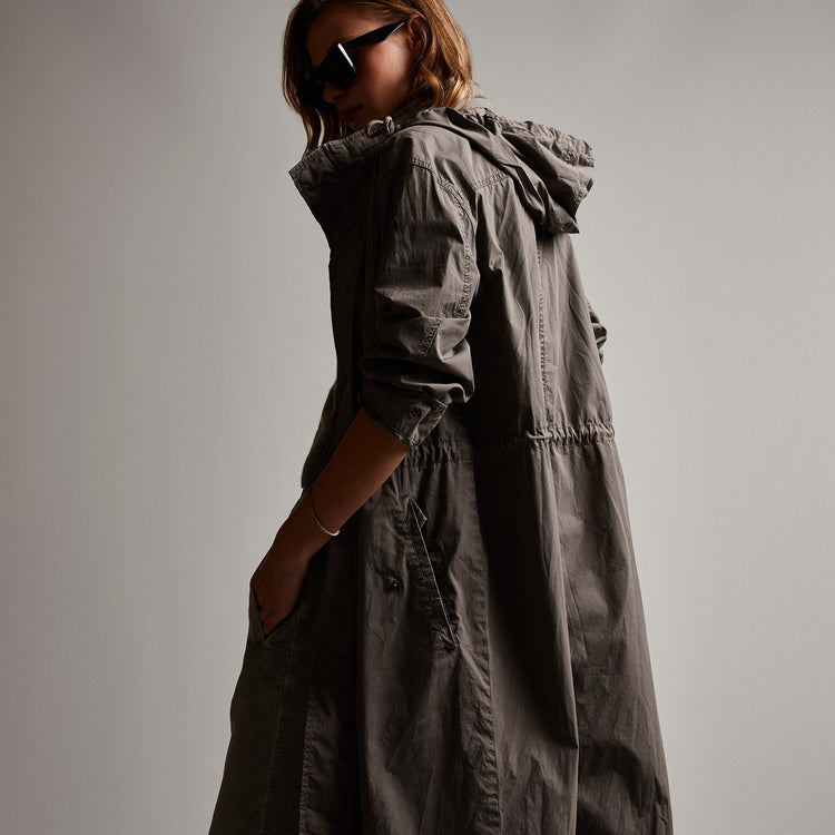 Lightweight Parka Jacket in Burro Pigment | James Perse Los Angeles