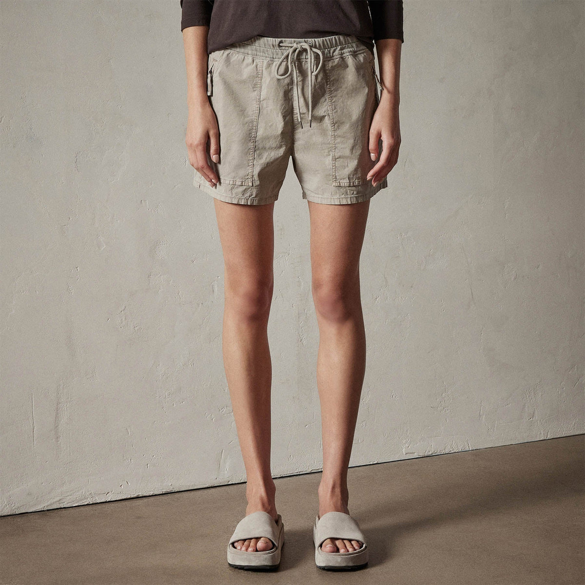 Zip Pocket Utility Short in Mineral Pigment | James Perse Los Angeles