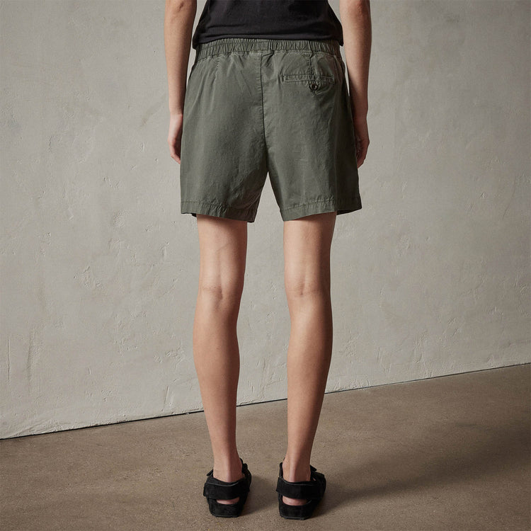 Parachute Short in Marsh Pigment | James Perse Los Angeles