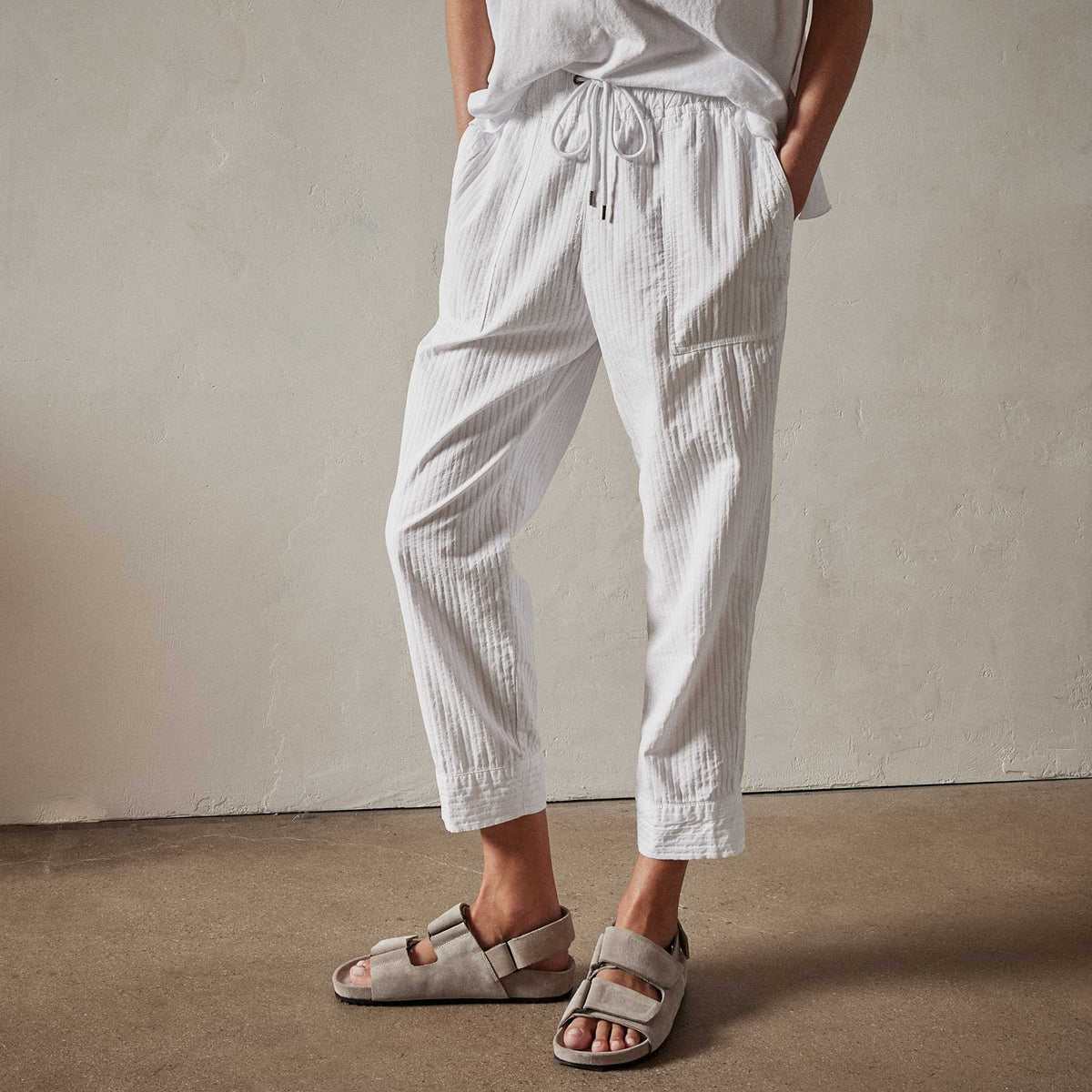 Seersucker Pant in White | James Perse Los Angeles 