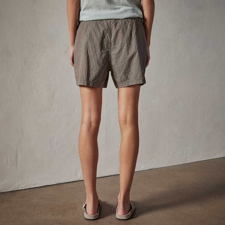 Seersucker Short in River Rock Pigment | James Perse Los Angeles 
