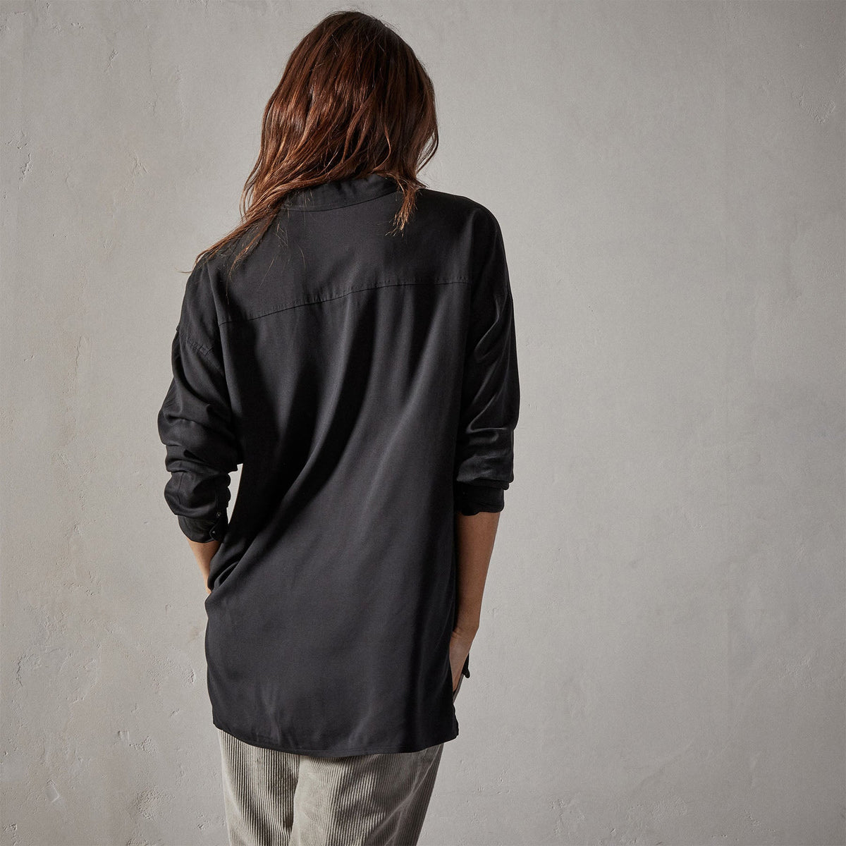 Stretch Viscose Shirt in Black | James Perse Los Angeles