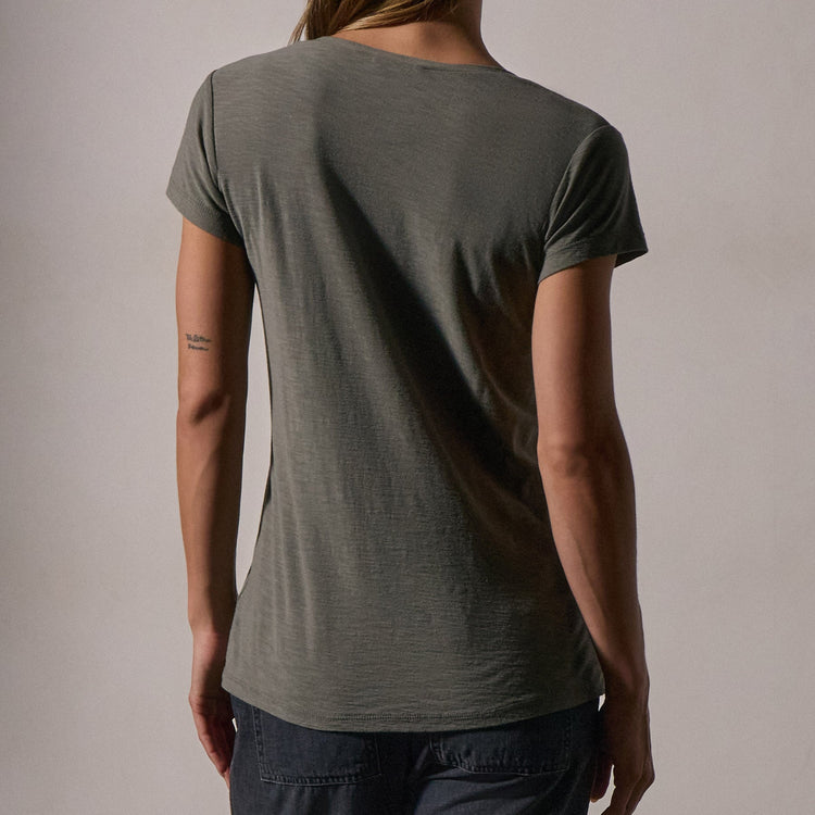 Cotton Crepe Deep Uneck Tee in Palm | James Perse Los Angeles