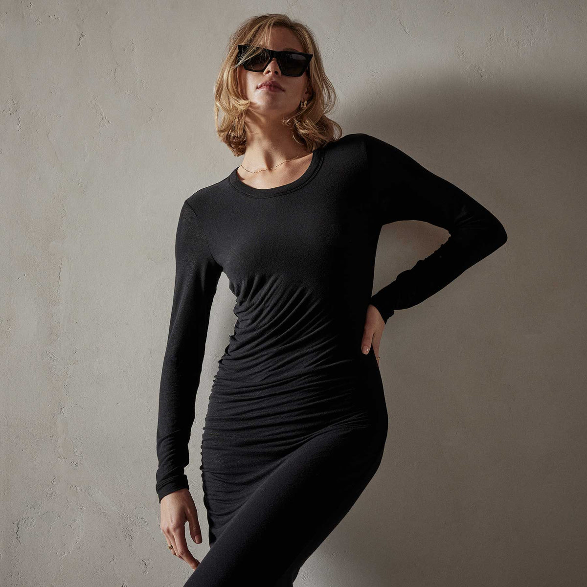 Shoreline Ruched Dress in Black | James Perse Los Angeles