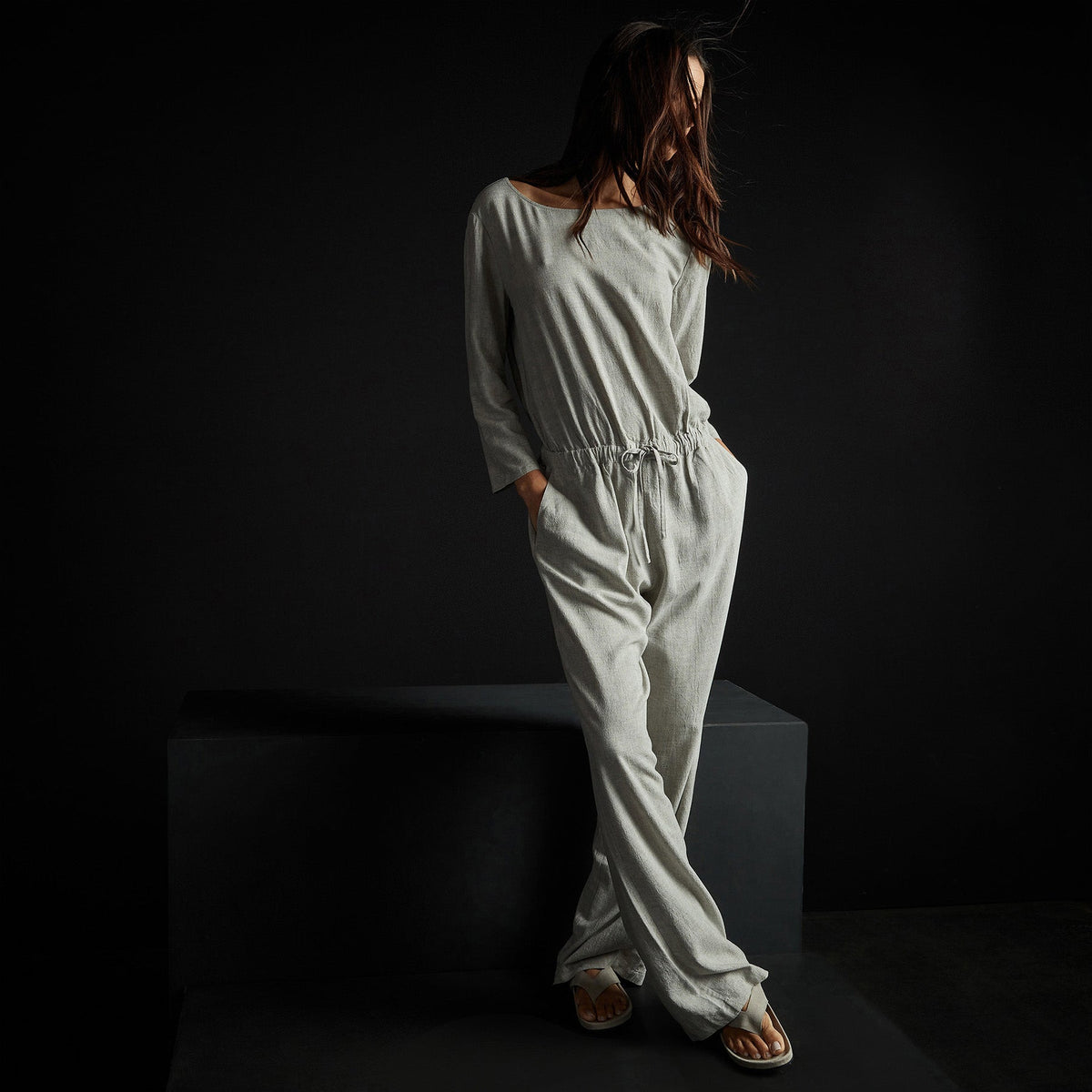 Back Keyhole Jumpsuit in Grey Melange | James Perse Los Angeles