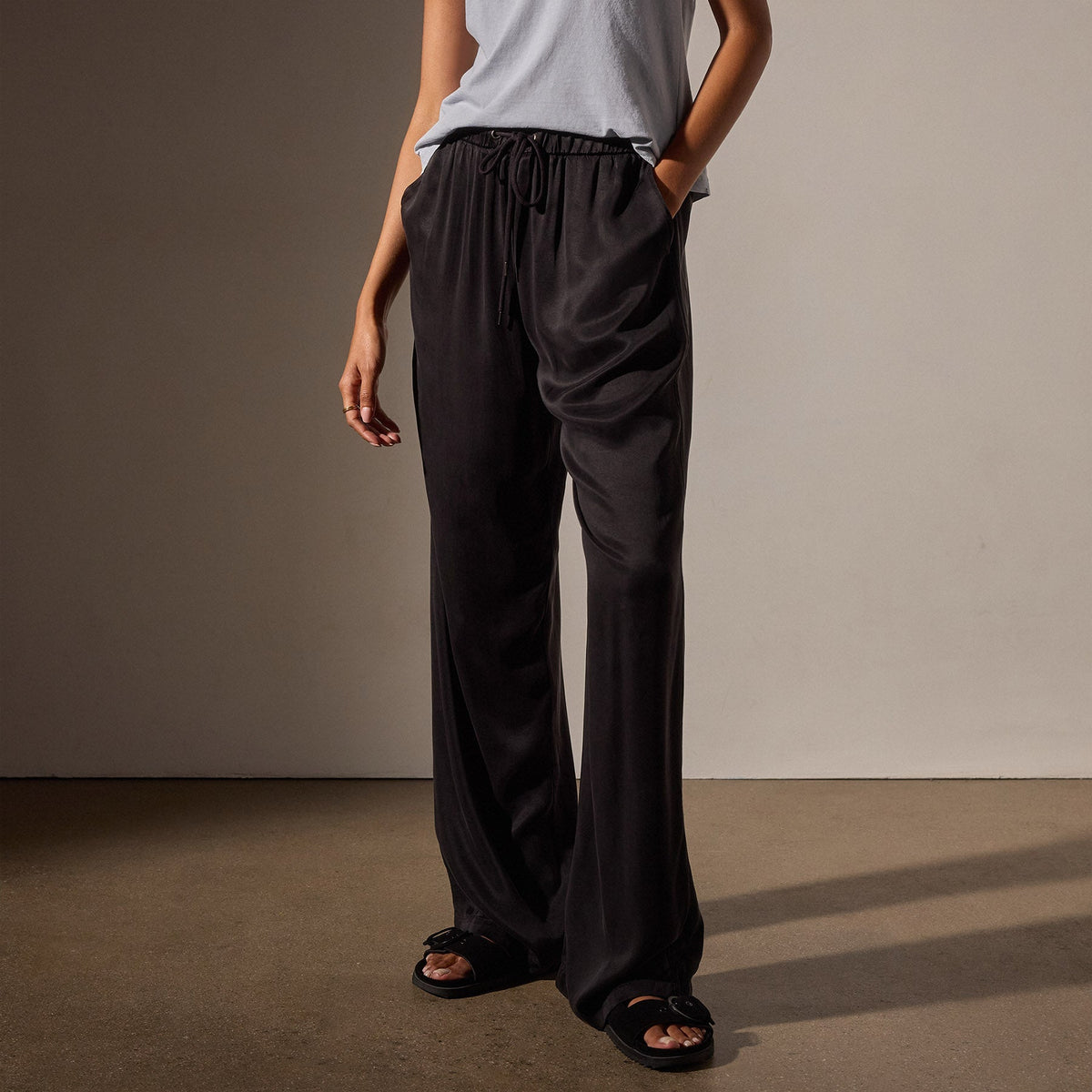 Lounge Pant in Black | James Perse Los Angeles