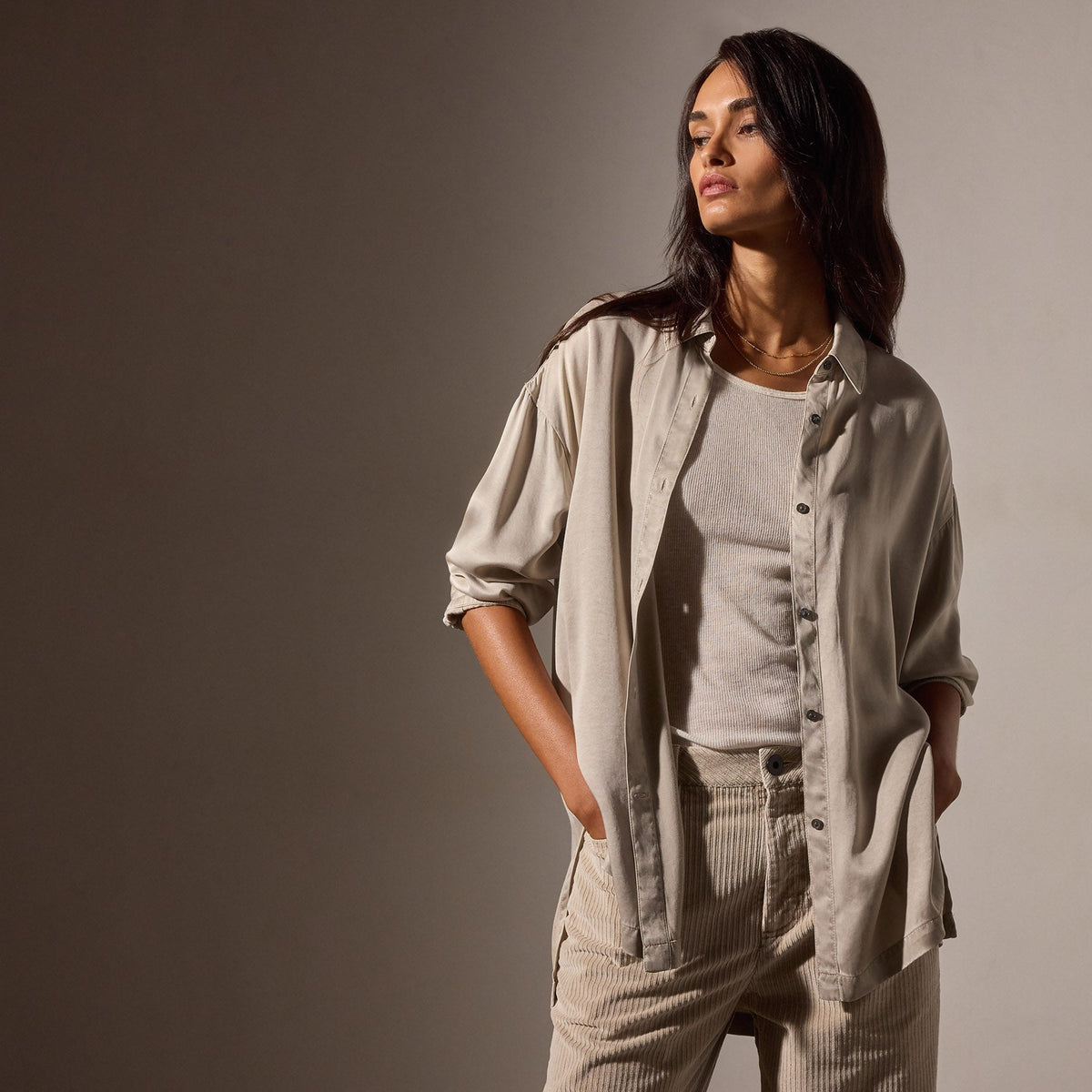 Satin Oversized Shirt in Putty Pigment | James Perse Los Angeles