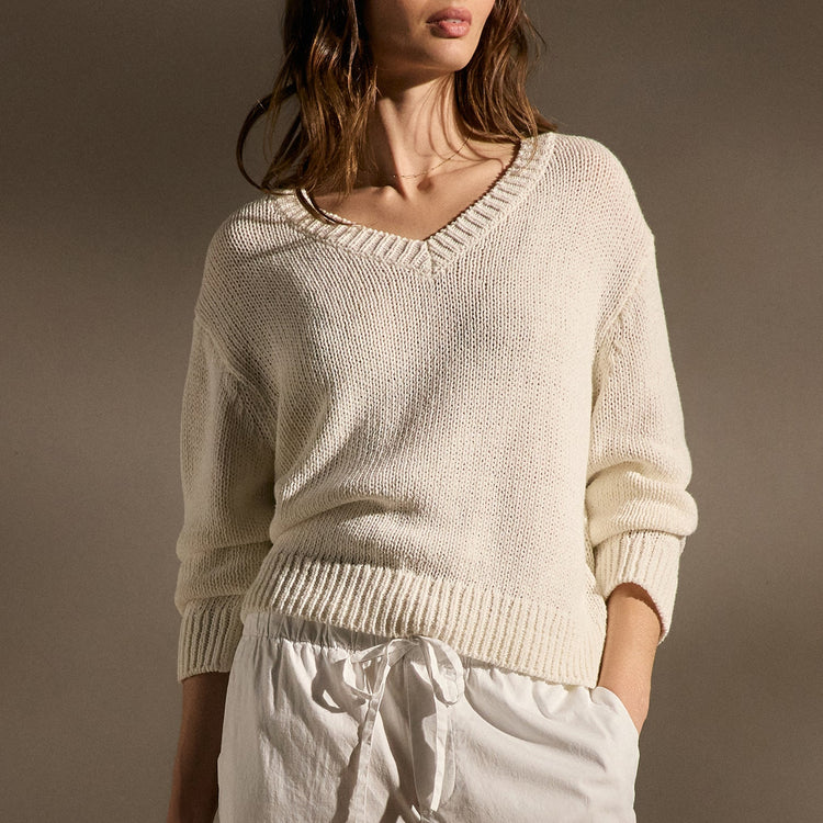 Cotton Linen V Neck Boxy Sweater In Off White | James Perse Los Angeles