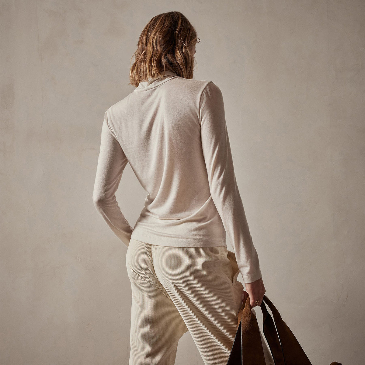Tencel Cashmere Turtleneck in Canvas | James Perse Los Angeles