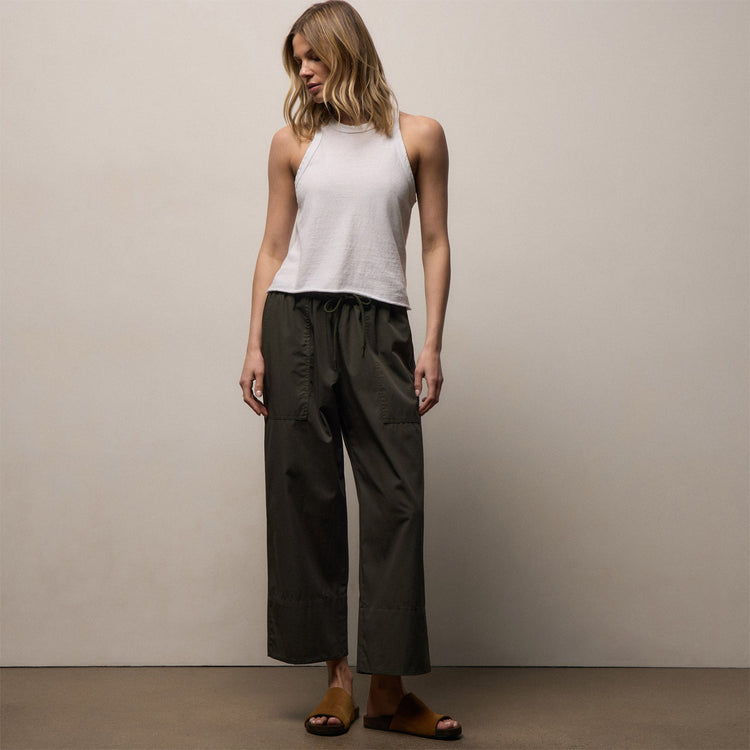 Fine Cotton Twill Crop Pant in Dark Olive | James Perse Los Angeles