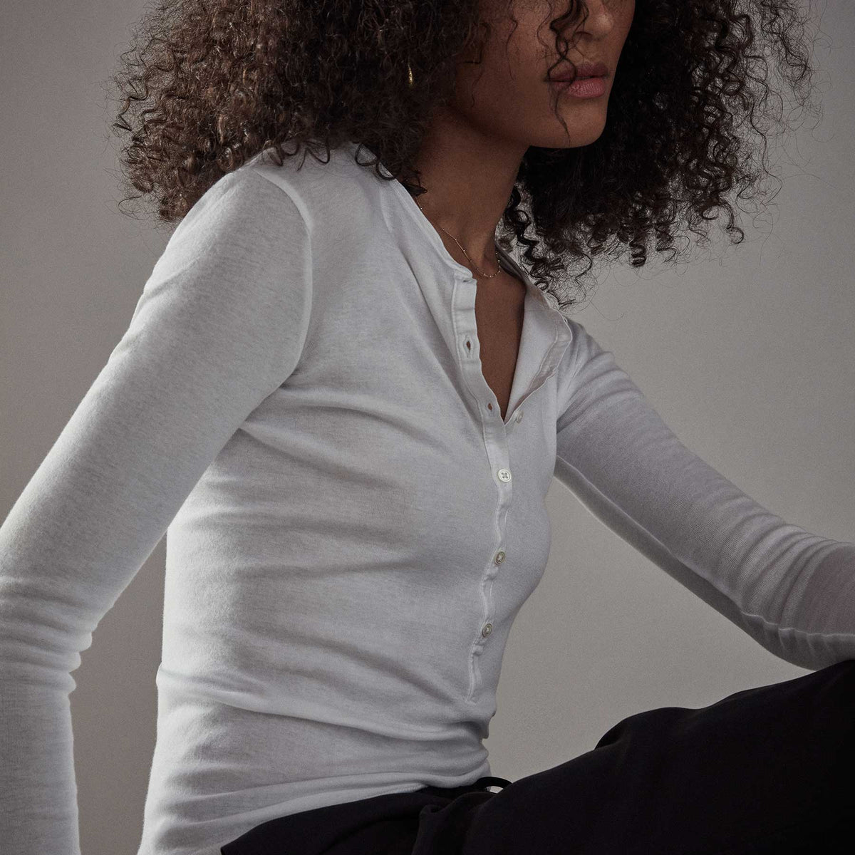 Tubular Fine Rib Henley Top - White | James Perse Los Angeles