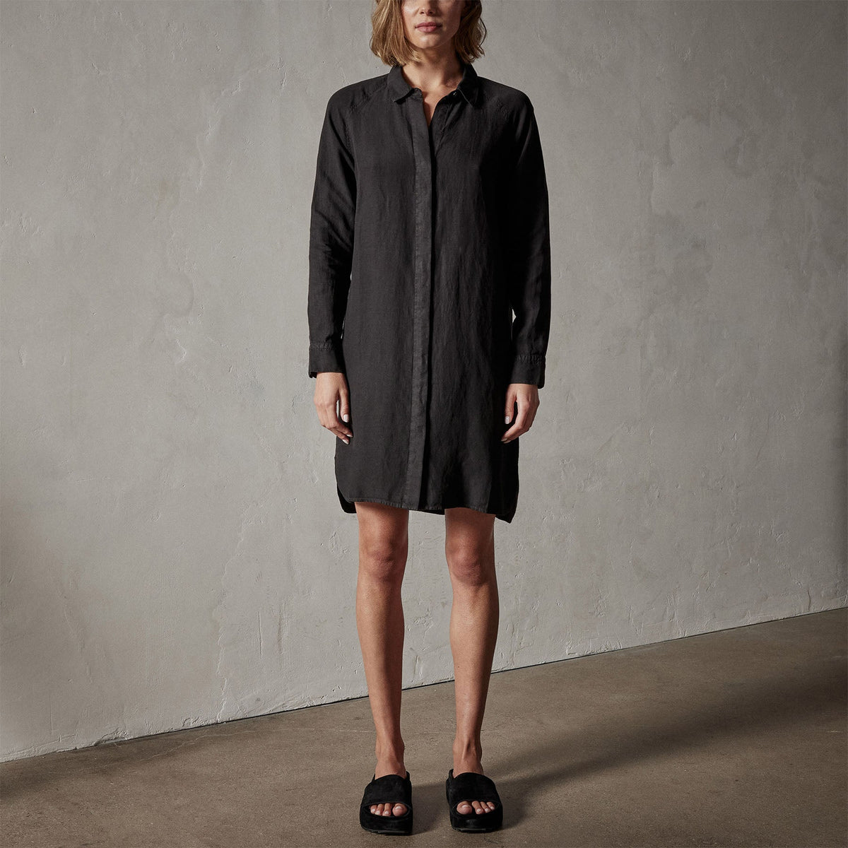Pacific Linen Shirt Dress in Black | James Perse Los Angeles