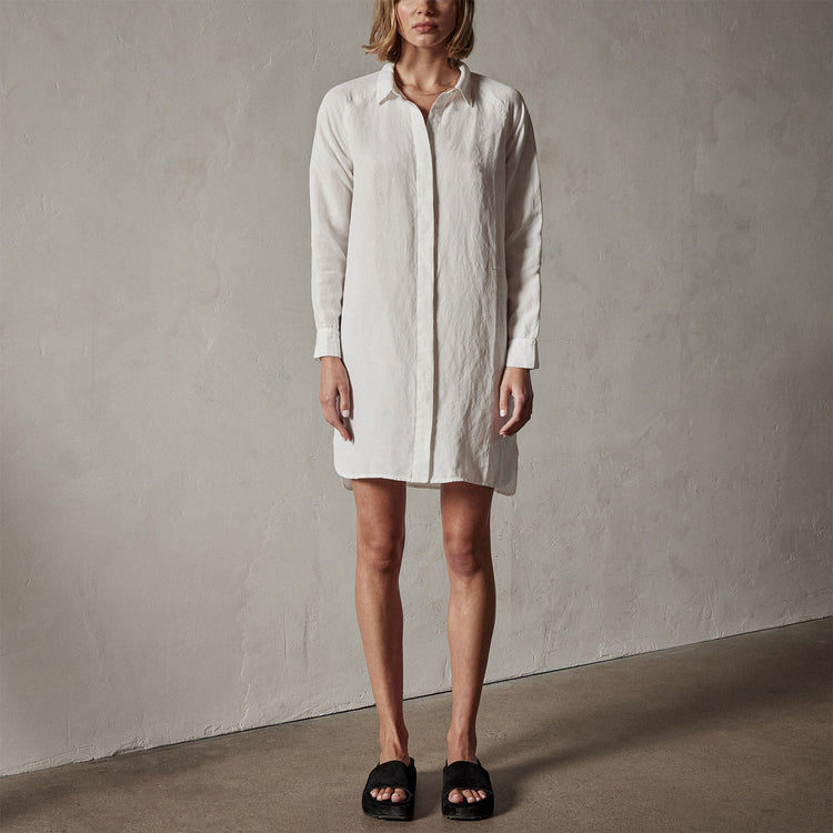 Pacific Linen Shirt Dress in Everest White Pigment | James Perse Los Angeles