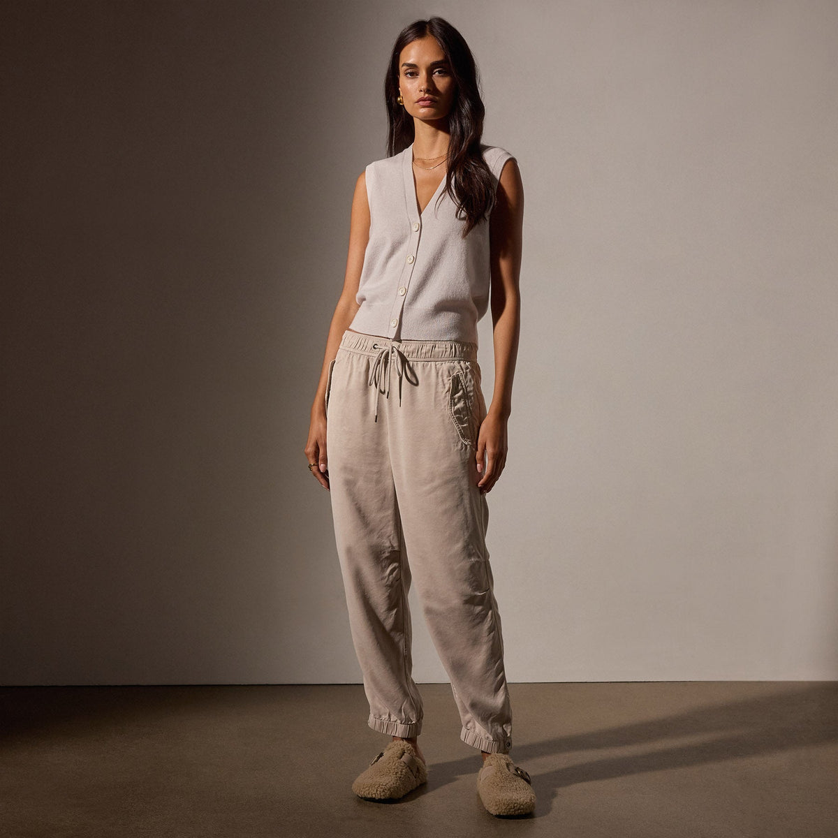 Tencel Sateen Flight Pant in Faint | James Perse Los Angeles