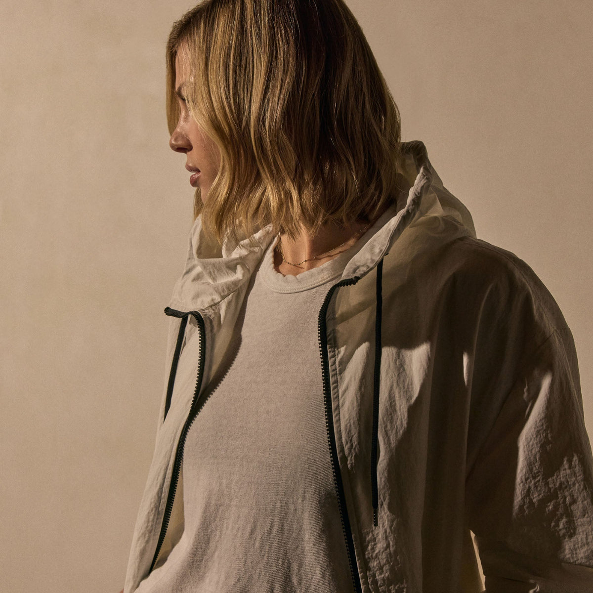 Txtrd Water Rplnt Nylon Jacket in White | James Perse Los Angeles