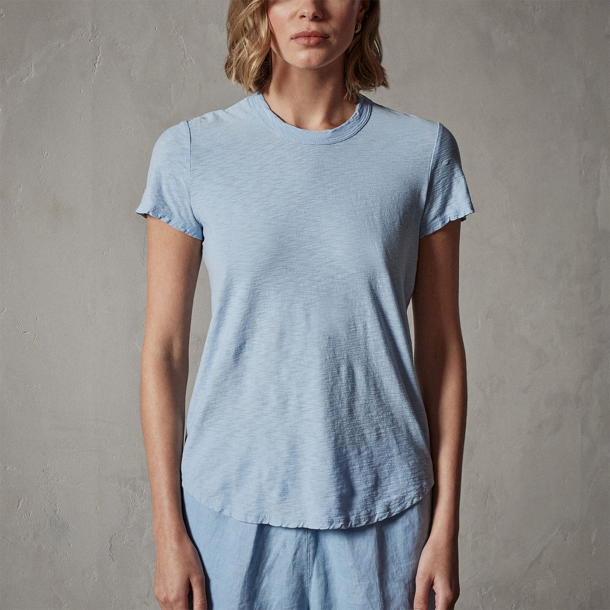 Sheer Slub Crew Neck Tee in Delta | James Perse Los Angeles