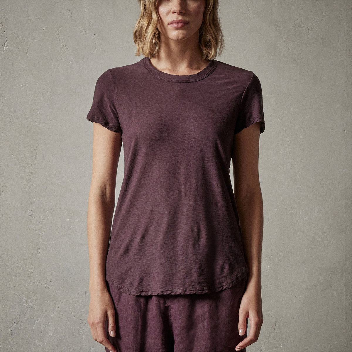 Sheer Slub Crew Neck Tee in Eggplant | James Perse Los Angeles