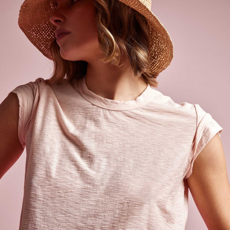 Sheer Slub Crew Neck Tee in Nougat | James Perse Los Angeles