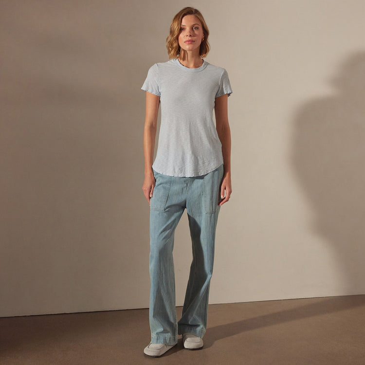 Sheer Slub Crew Neck Tee in Open Sky | James Perse Los Angeles