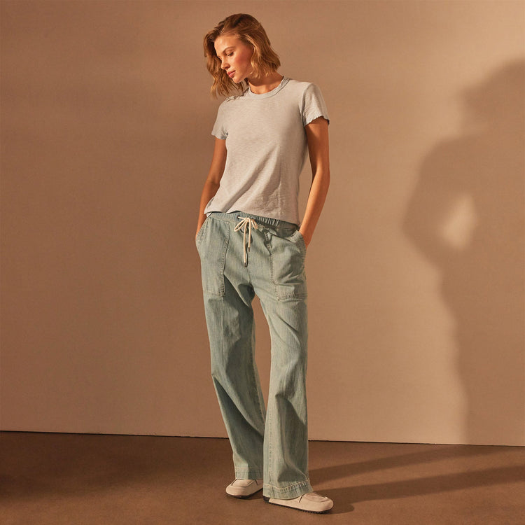 Sheer Slub Crew Neck Tee in Open Sky | James Perse Los Angeles