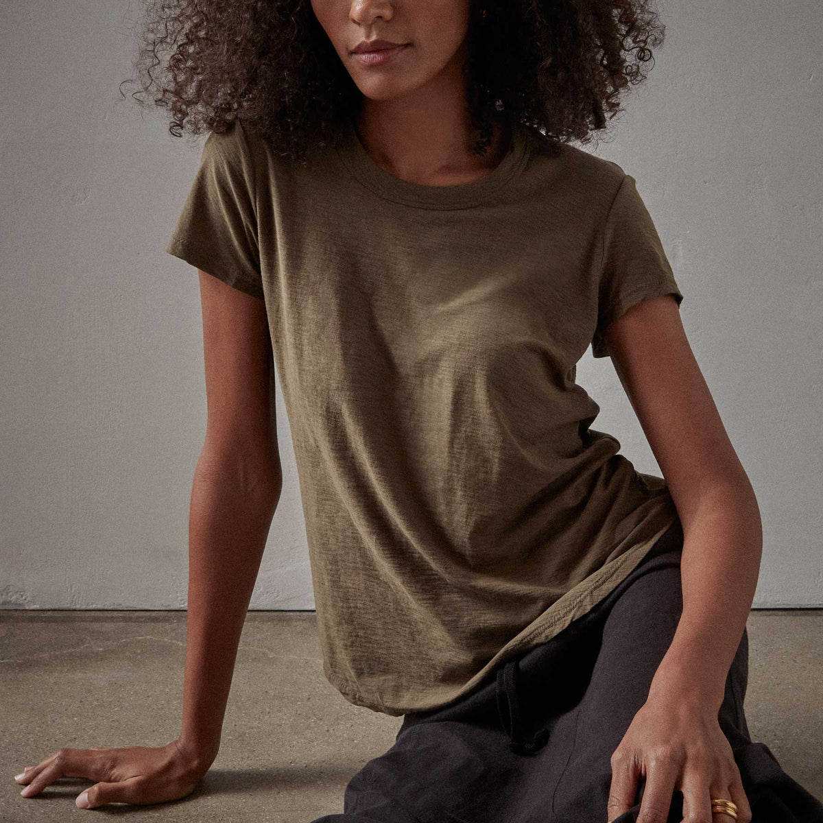 Sheer Slub Crew Neck Tee - Old Whiskey | James Perse Los Angeles