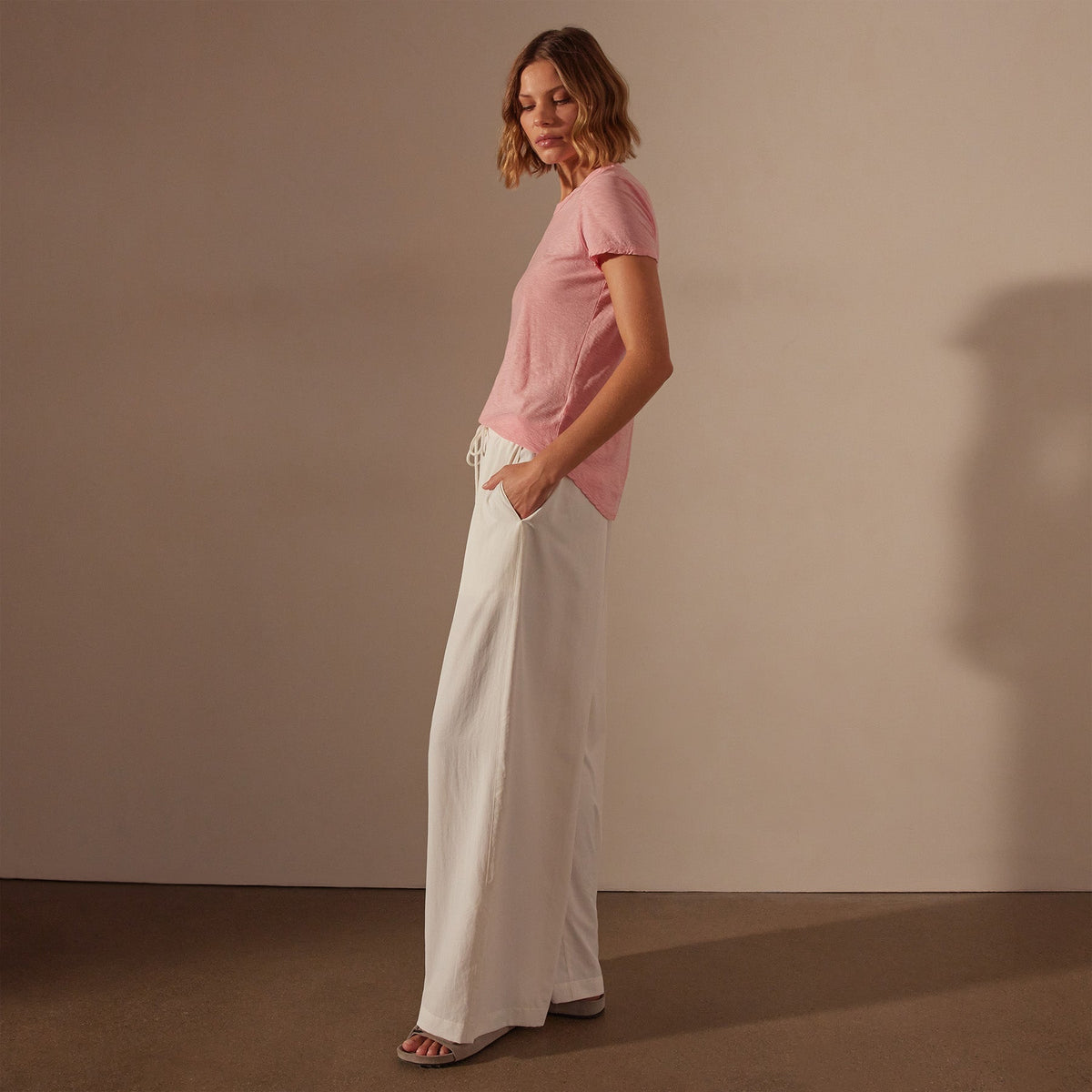 Sheer Slub Crew Neck Tee in Peony | James Perse Los Angeles
