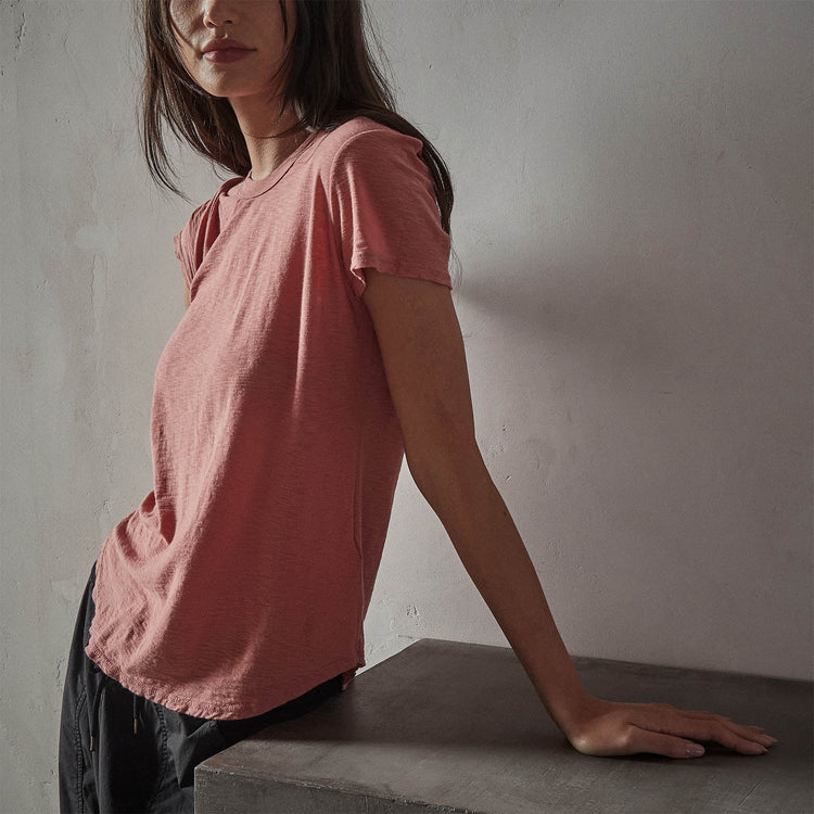 Sheer Slub Crew Neck Tee in Strawberry | James Perse Los Angeles
