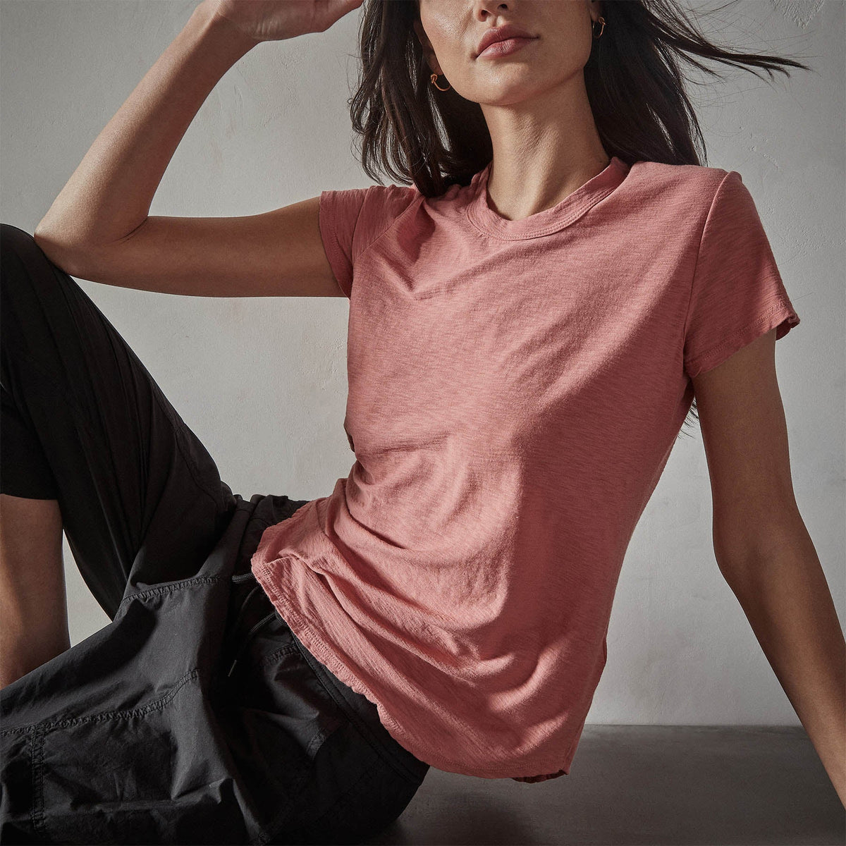 Sheer Slub Crew Neck Tee in Strawberry | James Perse Los Angeles