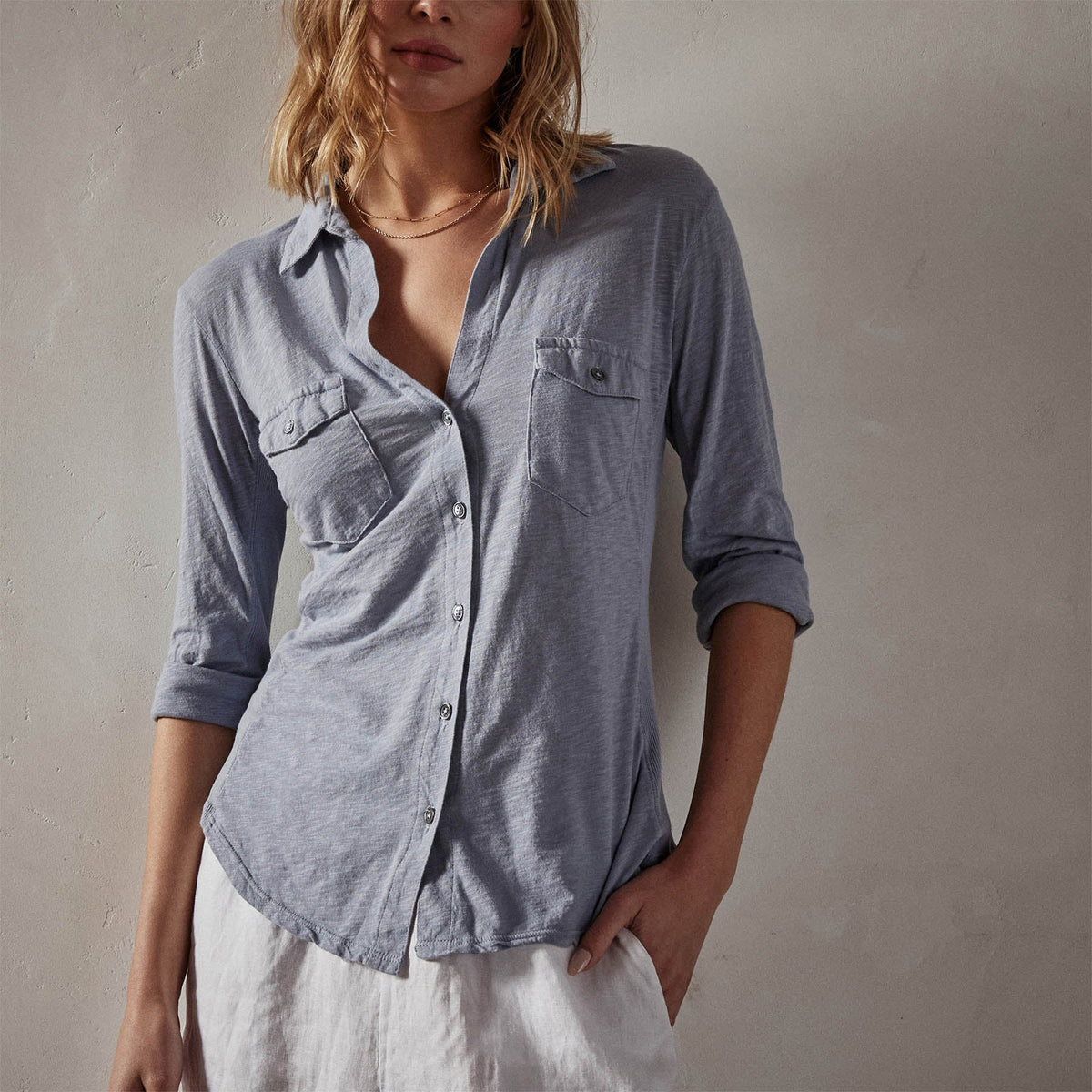 Sheer Slub Side Panel Shirt in Aura | James Perse Los Angeles 
