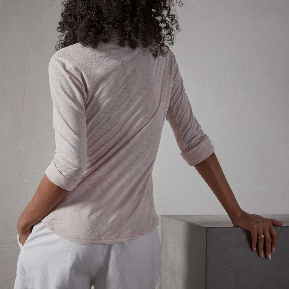 Sheer Slub Side Panel Shirt - Ballerina | James Perse Los Angeles