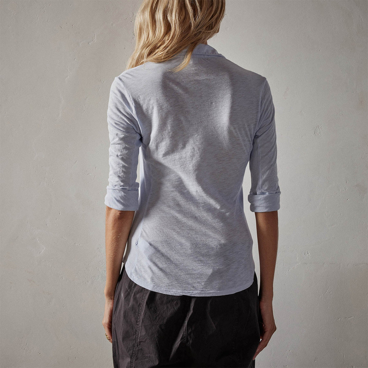 Sheer Slub Side Panel Shirt in Powder Blue | James Perse Los Angeles