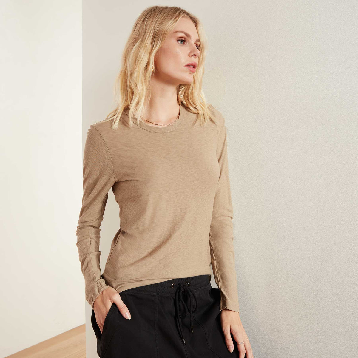 Sheer Slub Long Sleeve Crew - British Khaki | James Perse Los Angeles