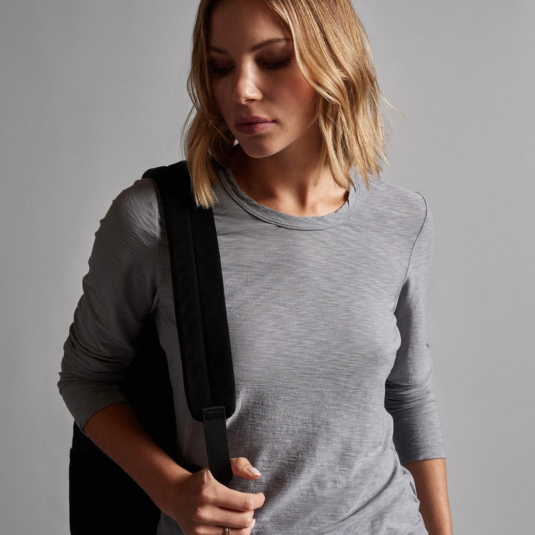 Sheer Slub Long Sleeve Crew in Breeze | James Perse Los Angeles