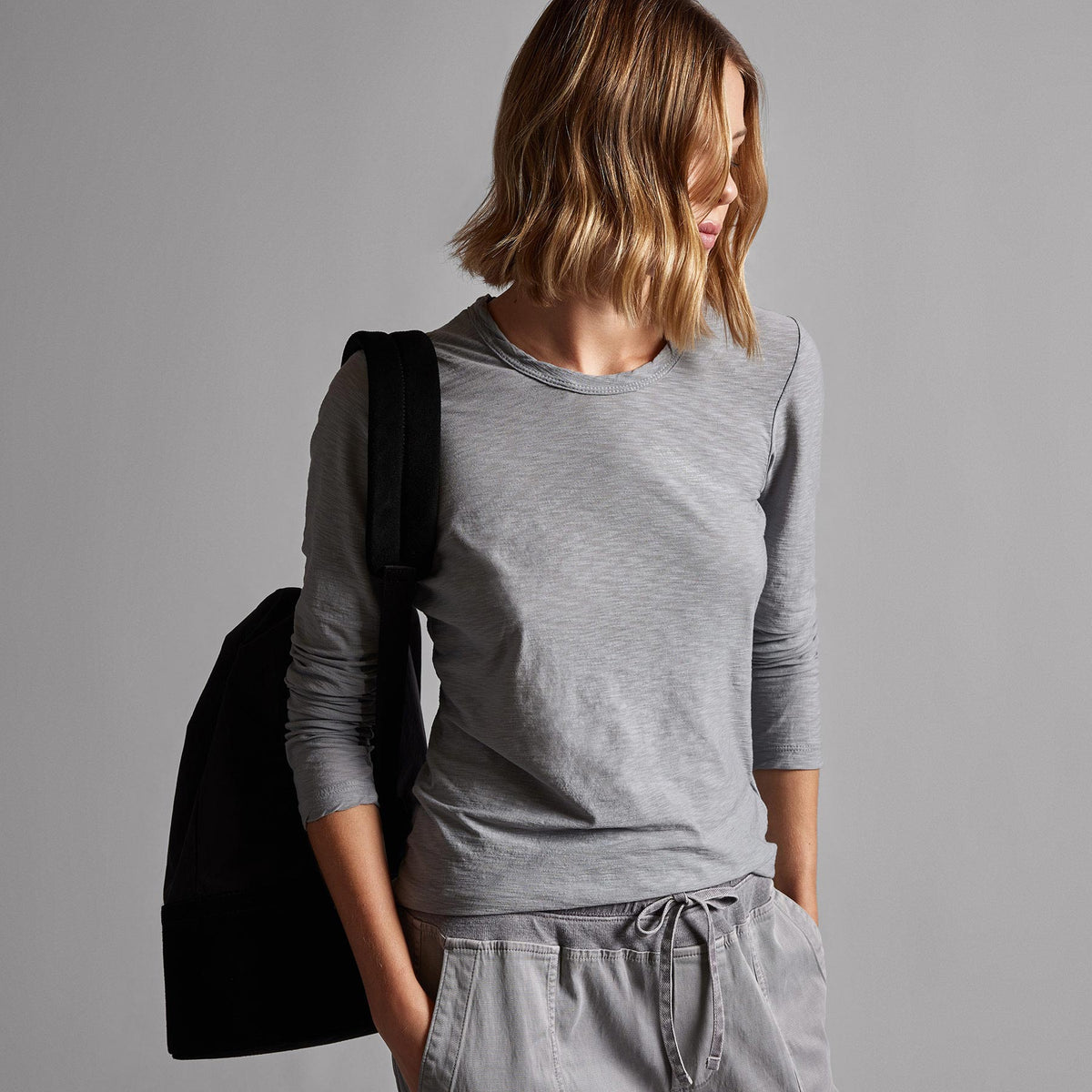 Sheer Slub Long Sleeve Crew in Breeze | James Perse Los Angeles