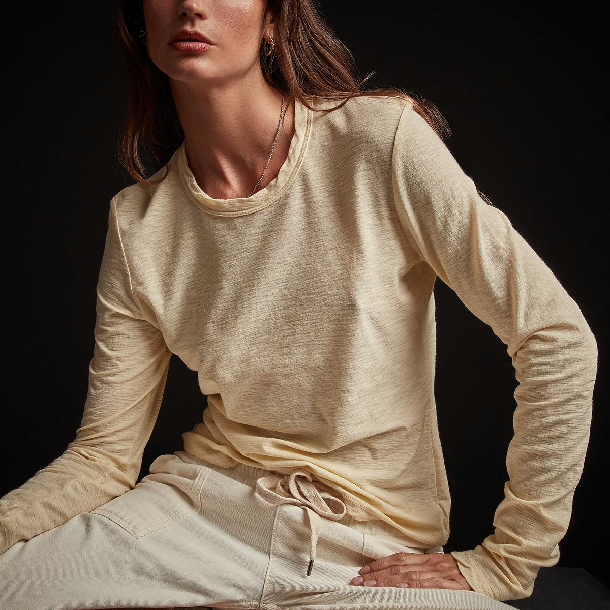 Sheer Slub Long Sleeve Crew - Gesso | James Perse Los Angeles