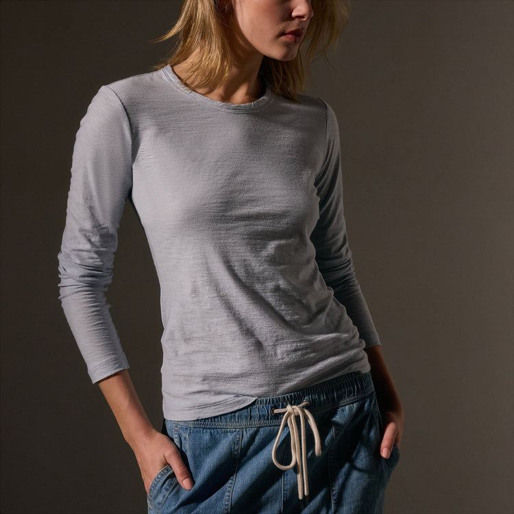 Sheer Slub Long Sleeve Crew in Grey Glacier | James Perse Los Angeles