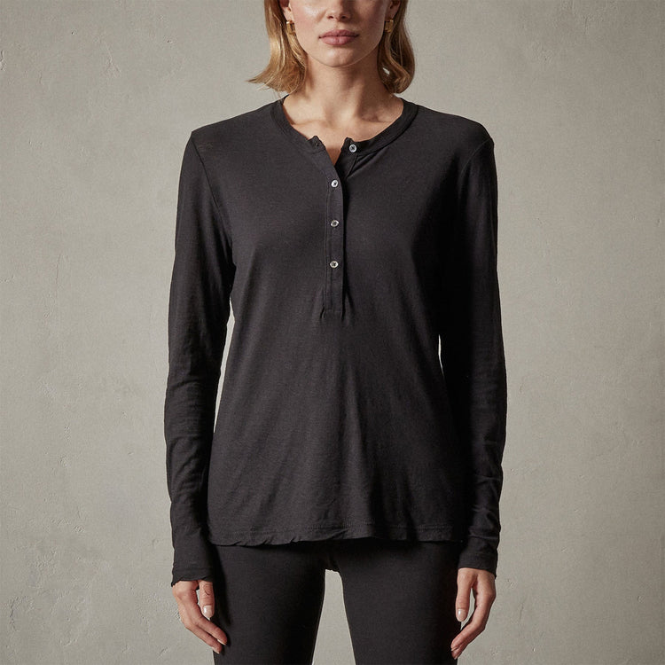 Long Sleeve Slub Jersey Henley in Black | James Perse Los Angeles
