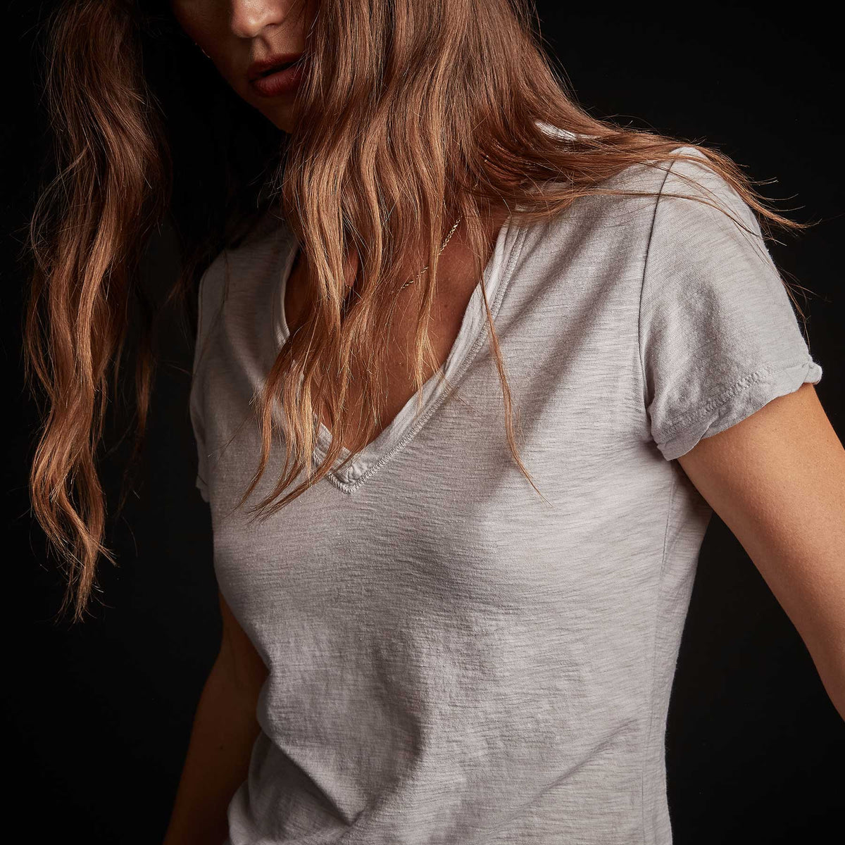 Sheer Slub Casual V Neck - Aurora | James Perse Los Angeles