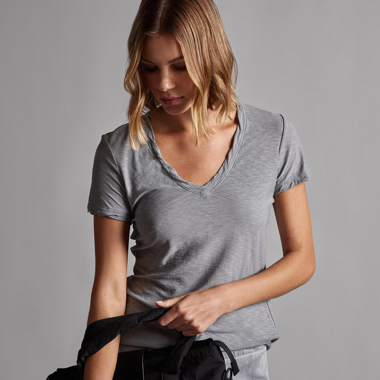 Sheer Slub Casual V Neck in Breeze | James Perse Los Angeles