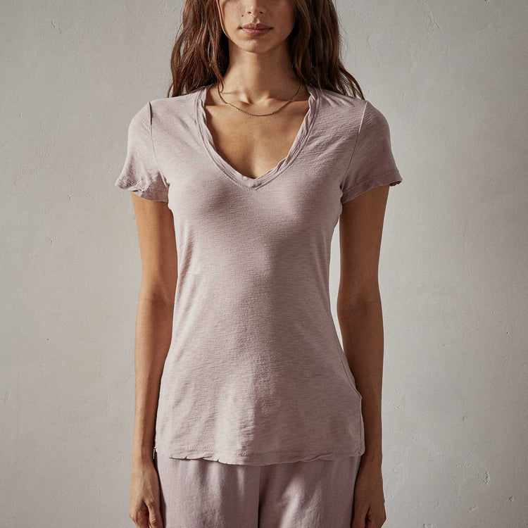 Sheer Slub Casual V Neck in Calamine | James Perse Los Angeles