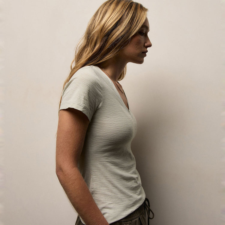 Sheer Slub Casual V Neck in Celery | James Perse Los Angeles