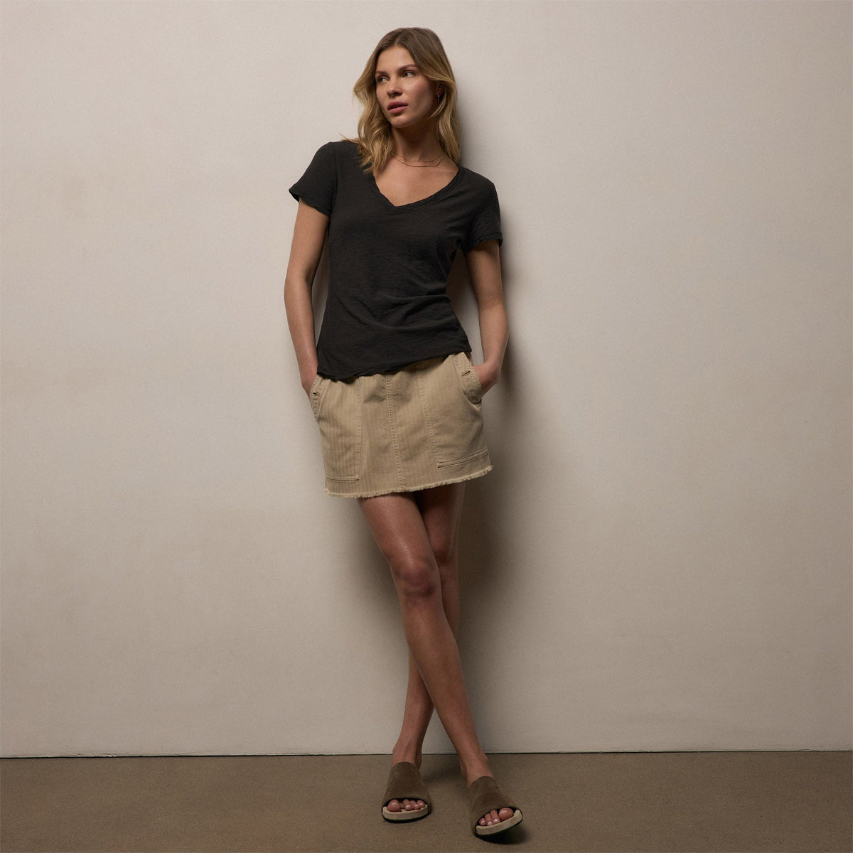 Sheer Slub V Neck - Carbon