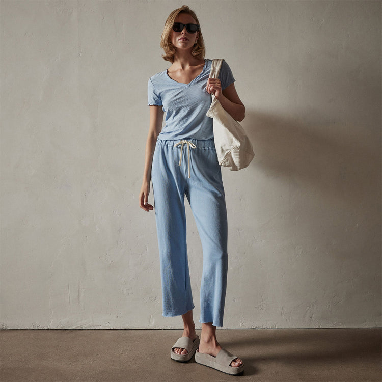 Sheer Slub Casual V Neck in Delta | James Perse Los Angeles