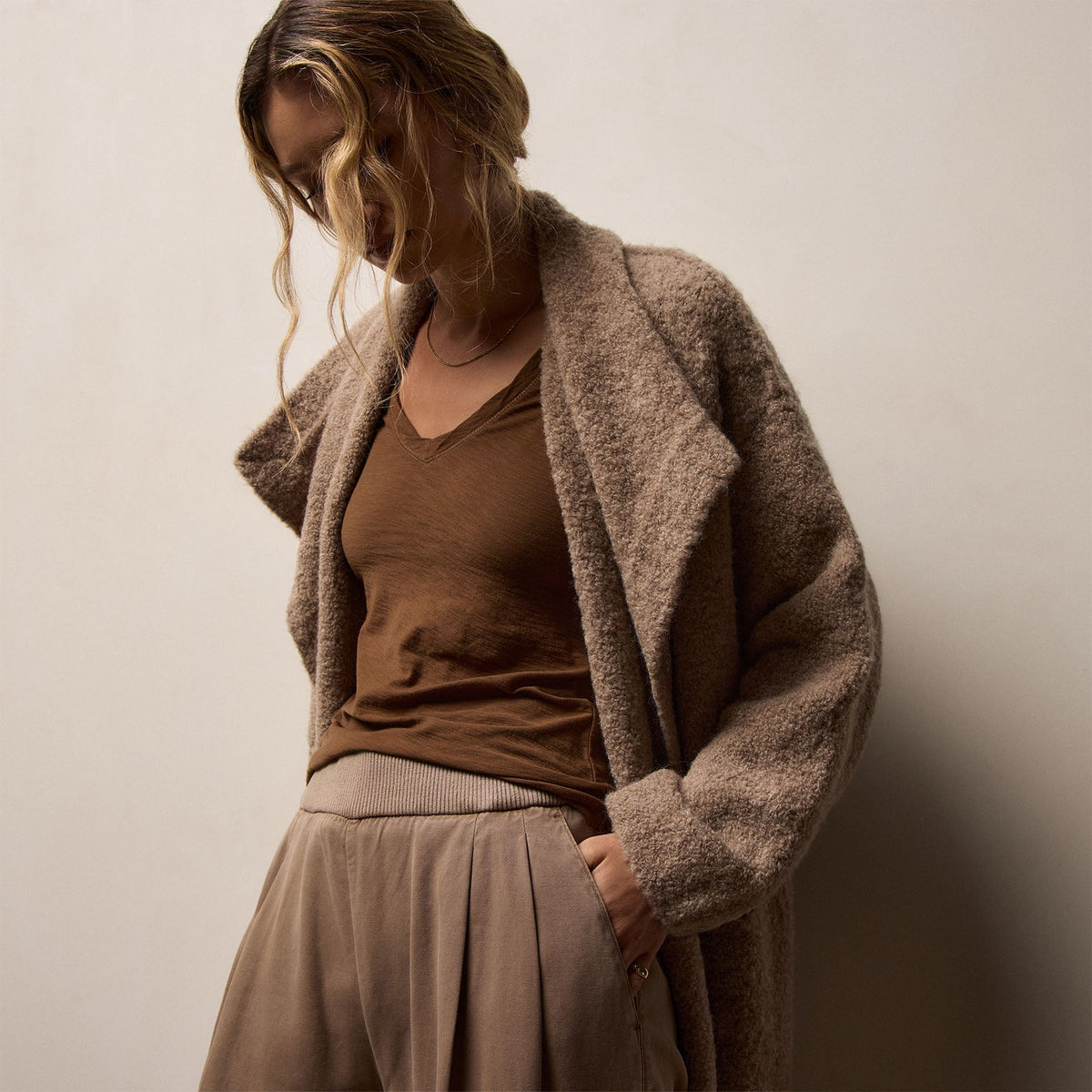 Sheer Slub Casual V Neck in Gingerbread | James Perse Los Angeles