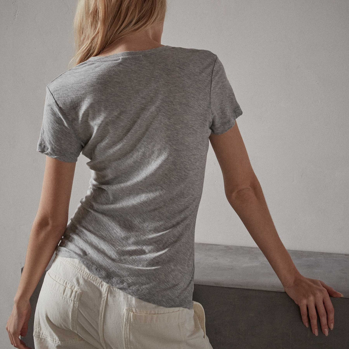 Sheer Slub Side Panel Shirt  in Heather Grey | James Perse Los Angeles