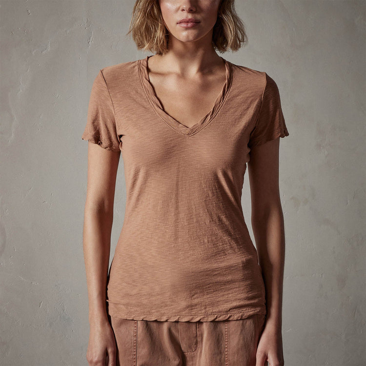Sheer Slub Casual V Neck in Nutmeg | James Perse Los Angeles